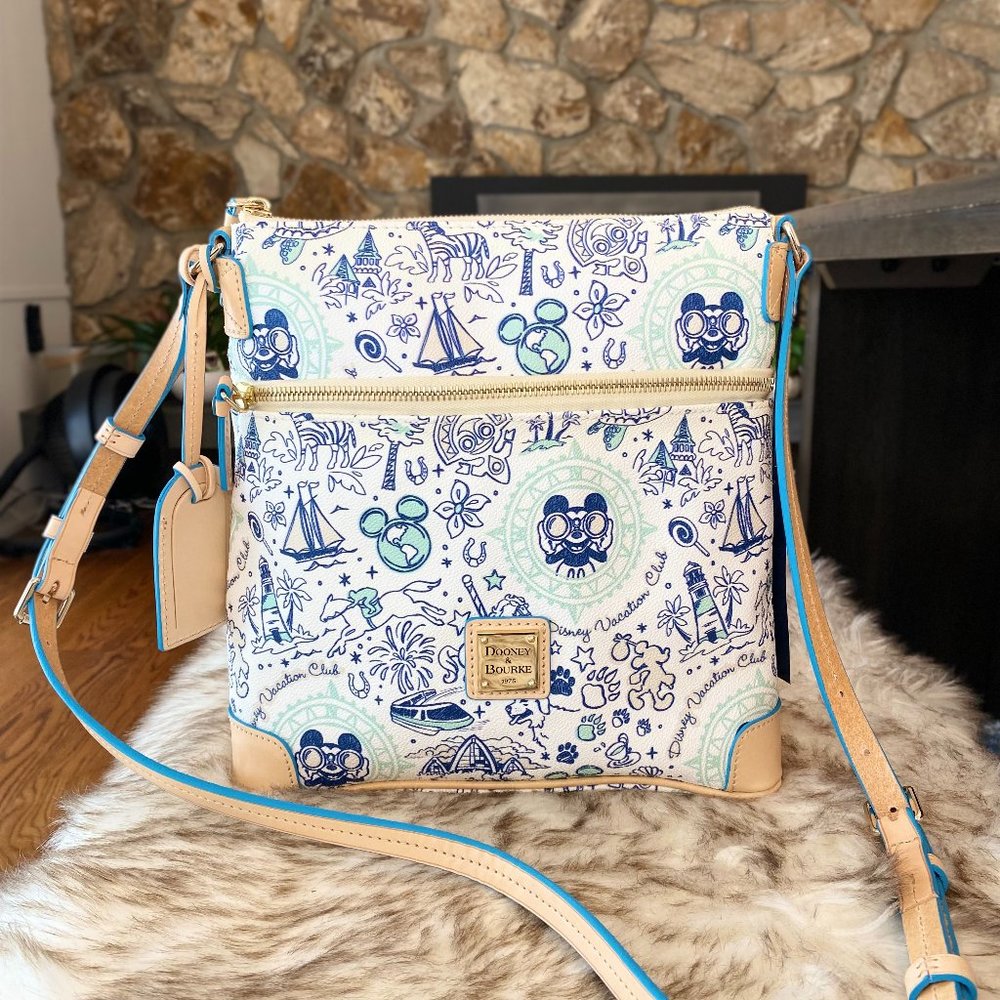 NWT Disney Dooney Bourke 25th Vacation Club Crossbody Handbag